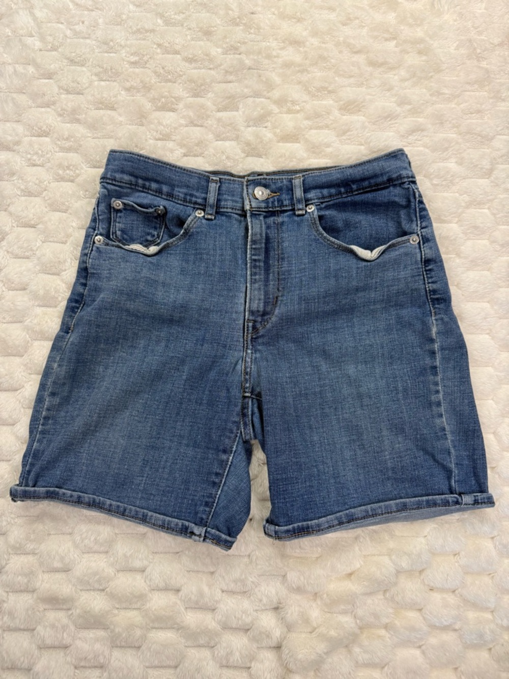 Levi's Premium Classic Denim Shorts Medium Wash High Rise Women's Size 27